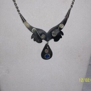 BULLS HORN & ALPACA SILVER NECKLACE WITH MORANO GLASS ACCENT-17" LONG